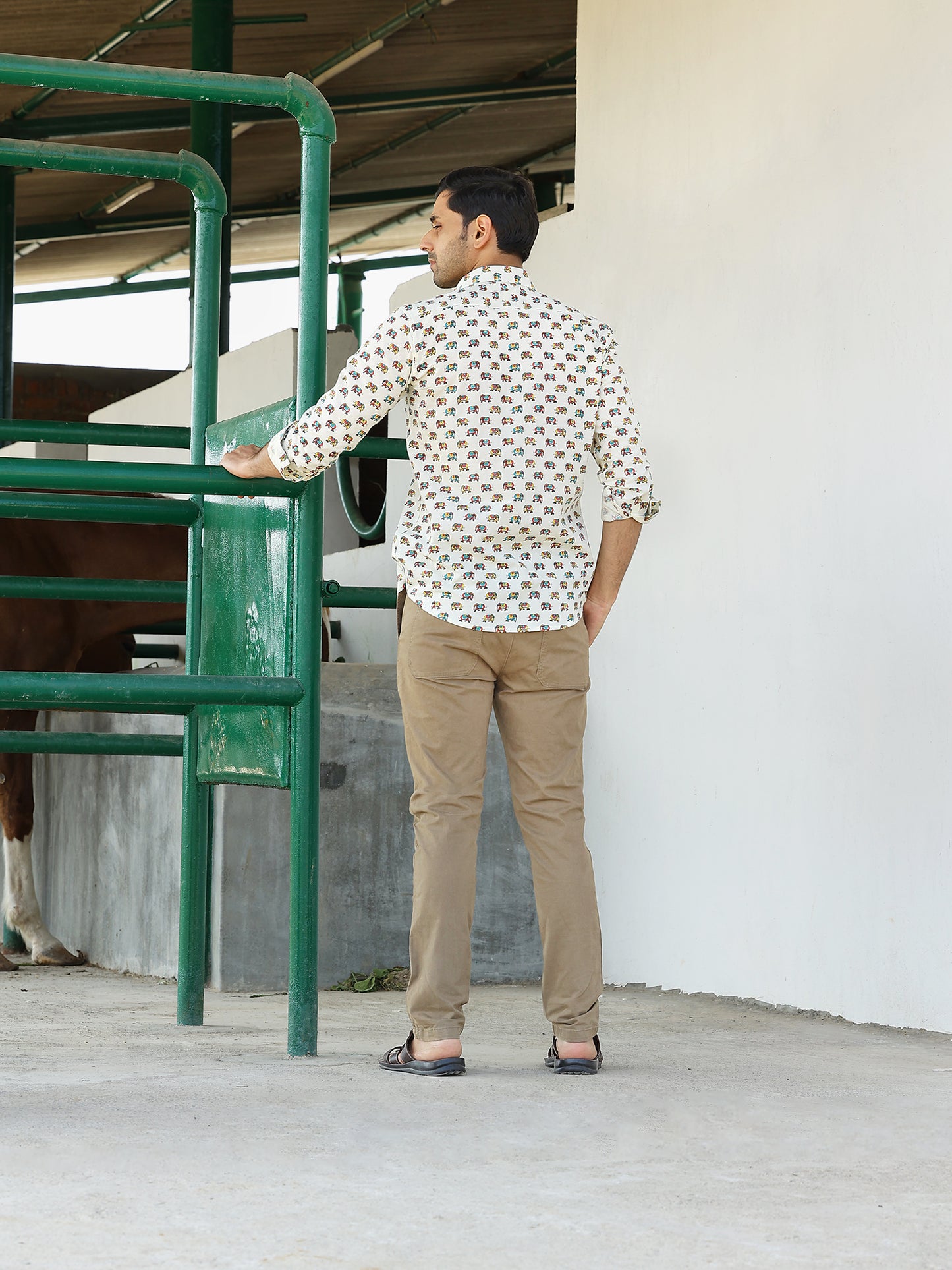 Full Sleeve Hand Block Animal Printed Mens Shirt (White)