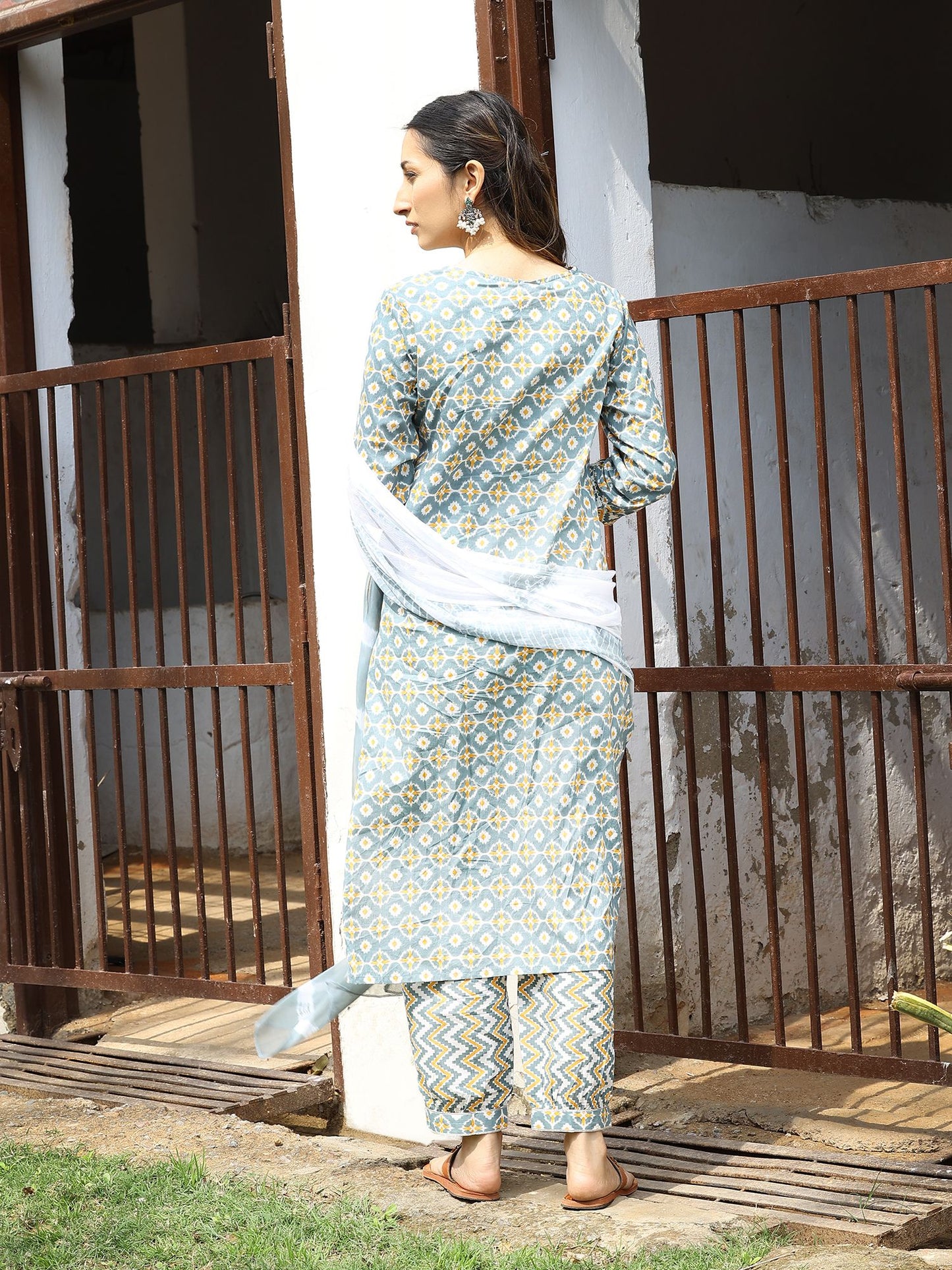 Green Pastel Kurta Set with Tie-Dye Dupatta
