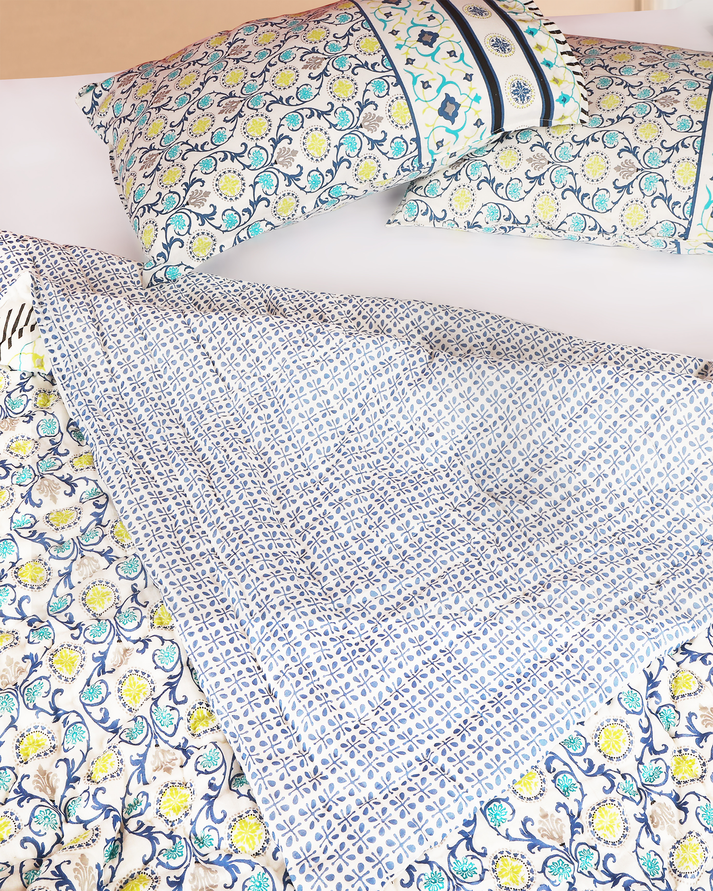 White Hand Block Printed Reversible Double Bed Quilt Set