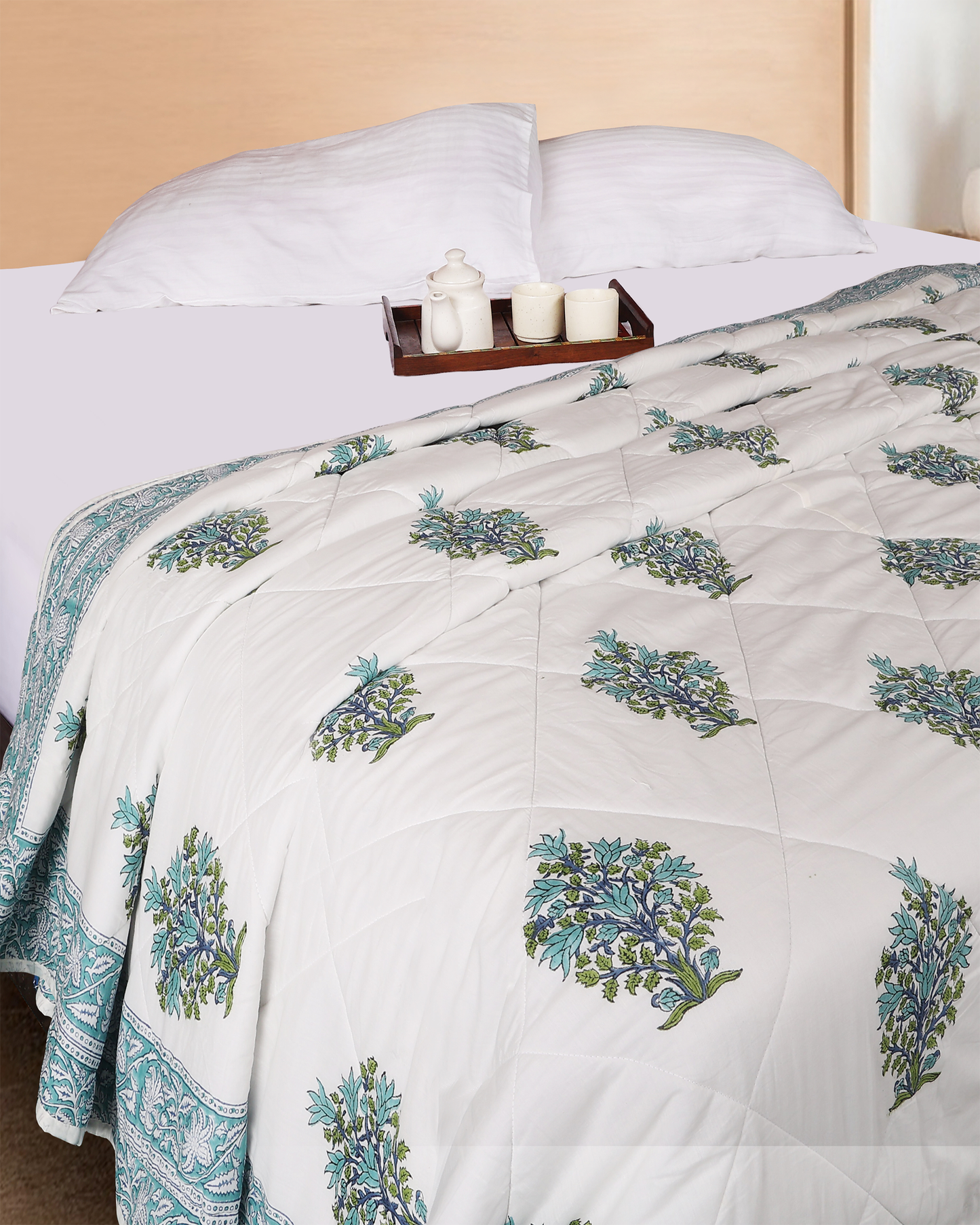 White Hand blocked Printed Reversible Double Bed Quilt