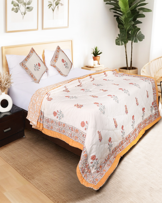 White Hand blocked Printed Reversible Double Bed Hand Quilting Quilt Set