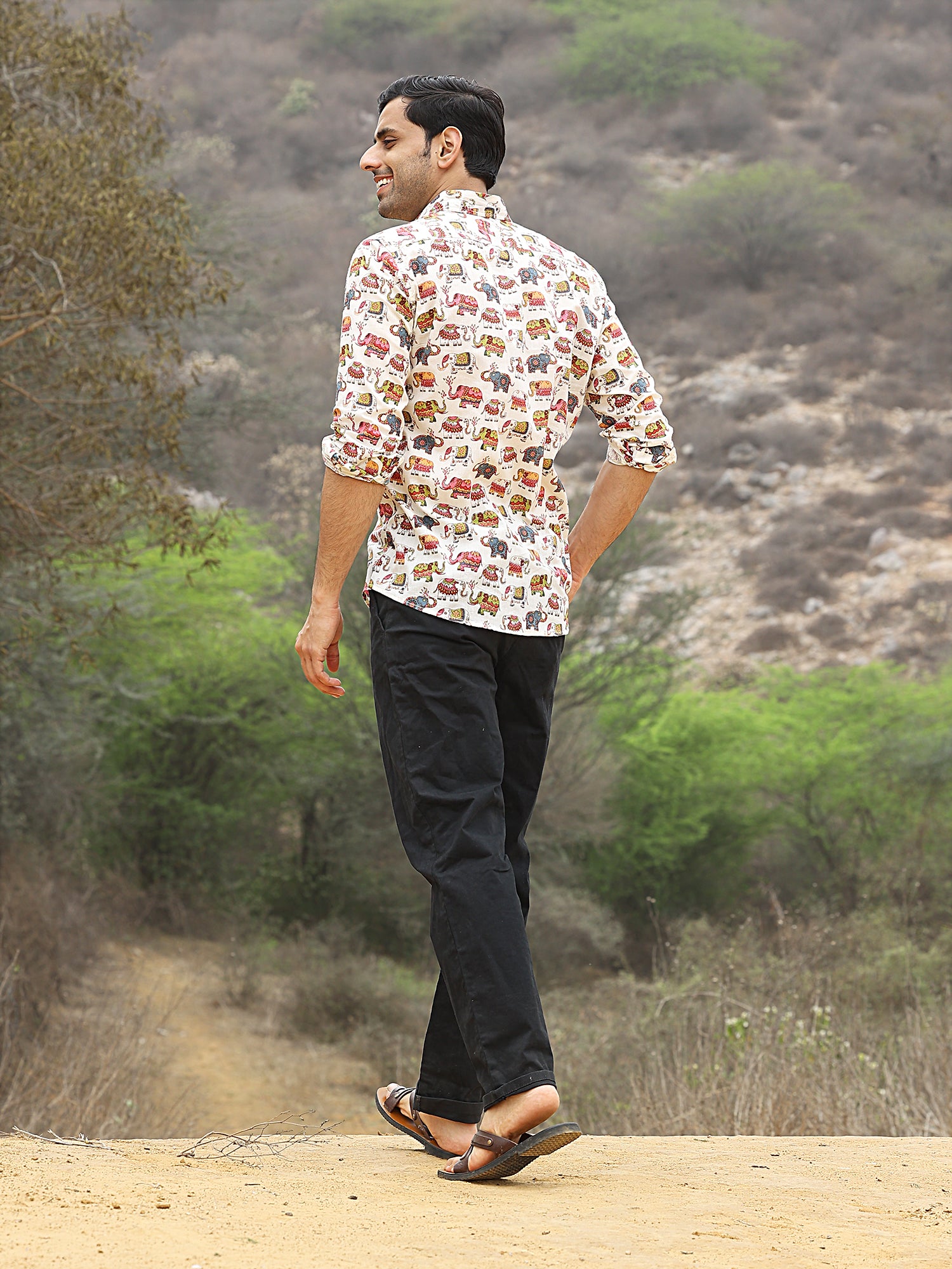 Full Sleeve Hand Block Elephant Printed Mens Cotton Shirt (White)