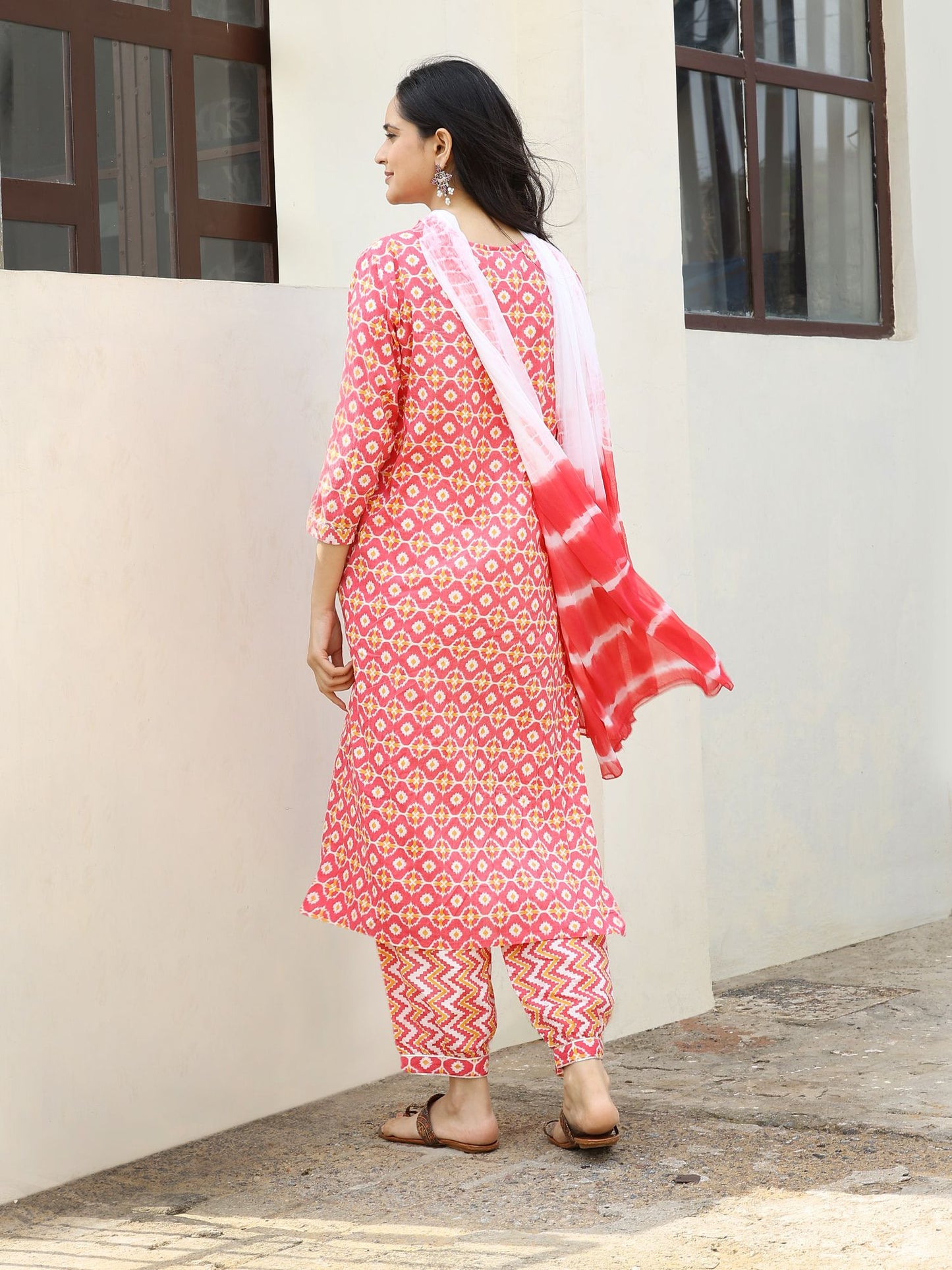 Pink Pastel Kurta Set with Tie-Dye Dupatta