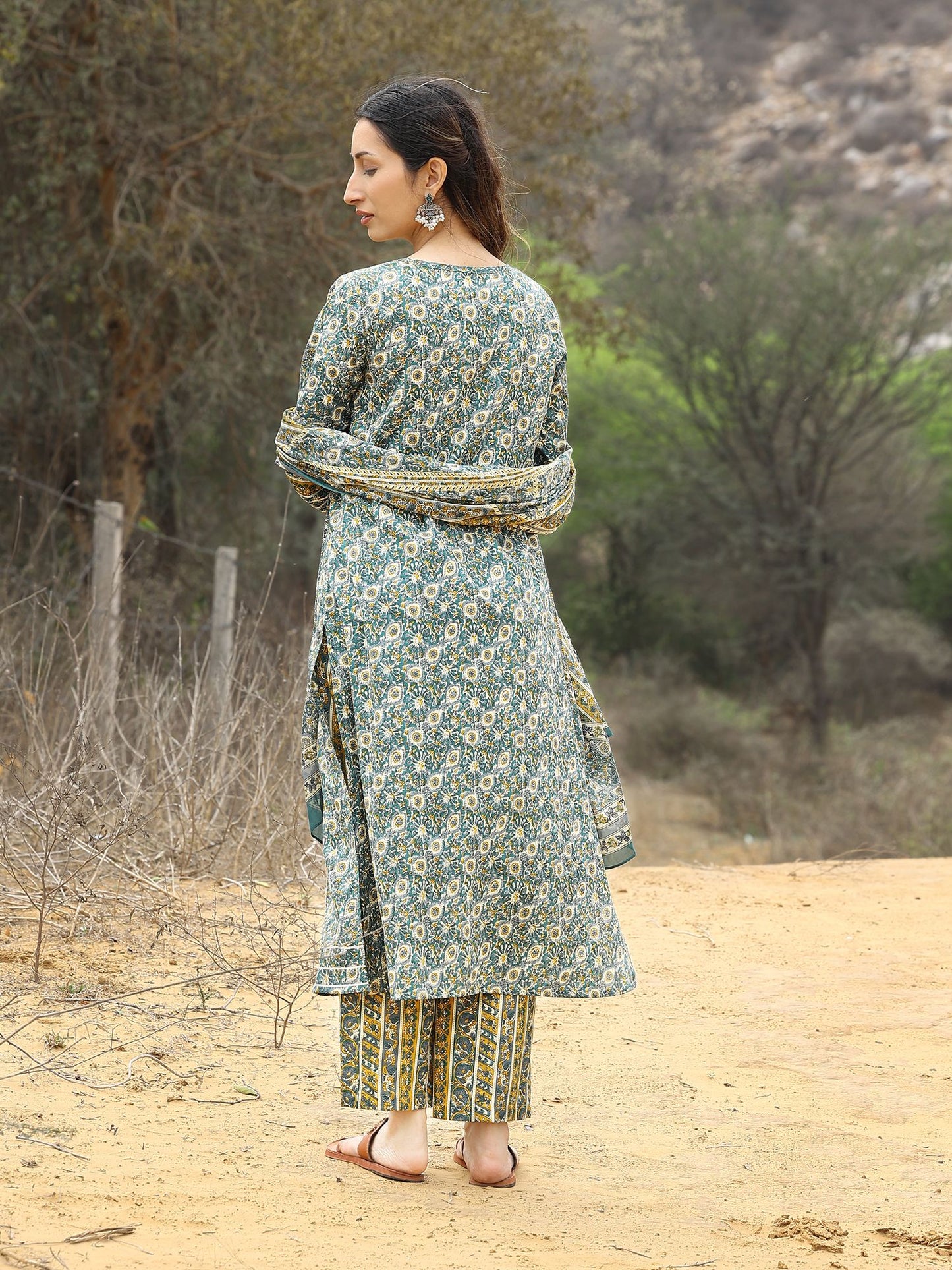 Pastel Gold Print Straight Kurta Set with Pant