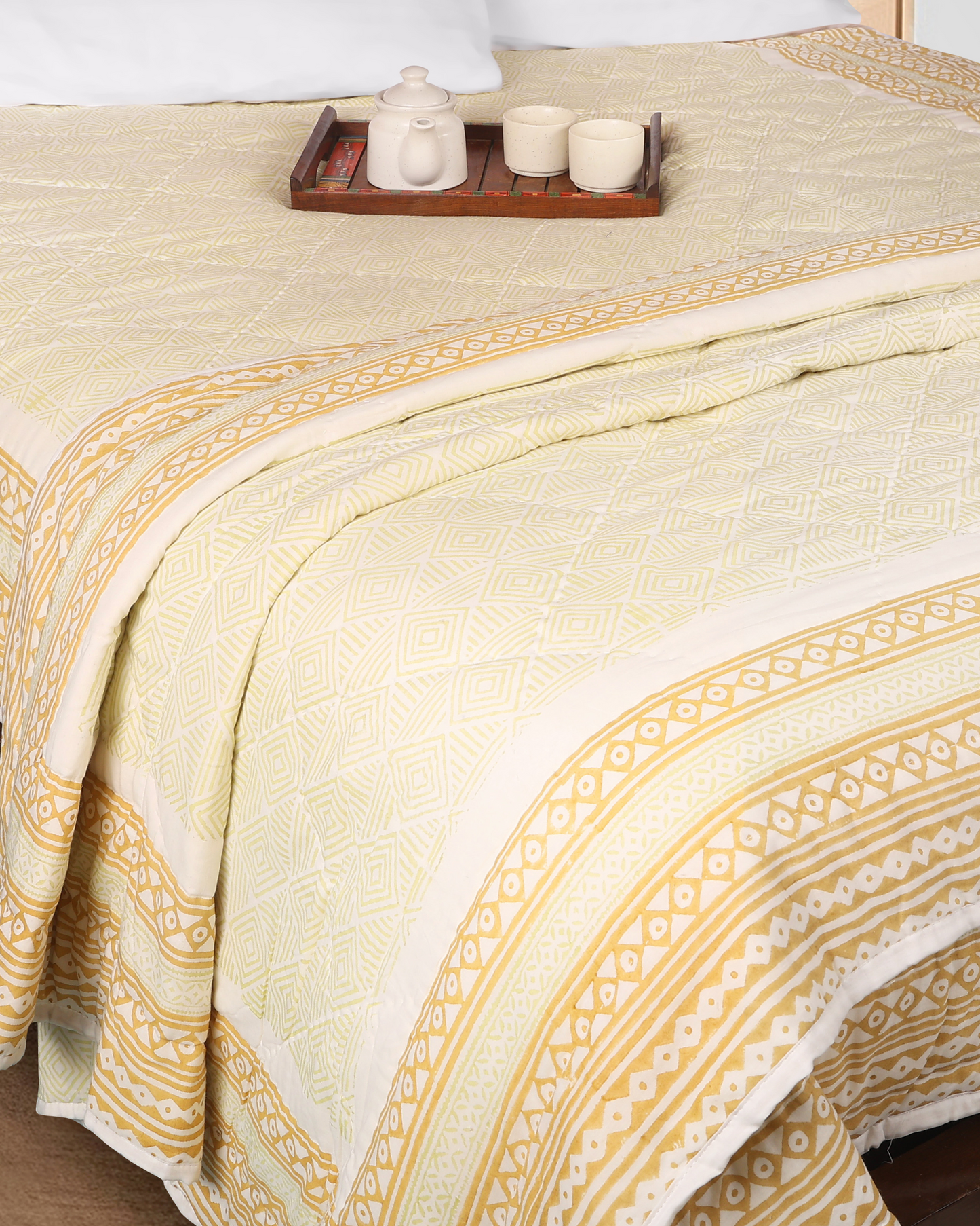 Hand blocked Printed Reversible Single Quilt Set (Set of 2)