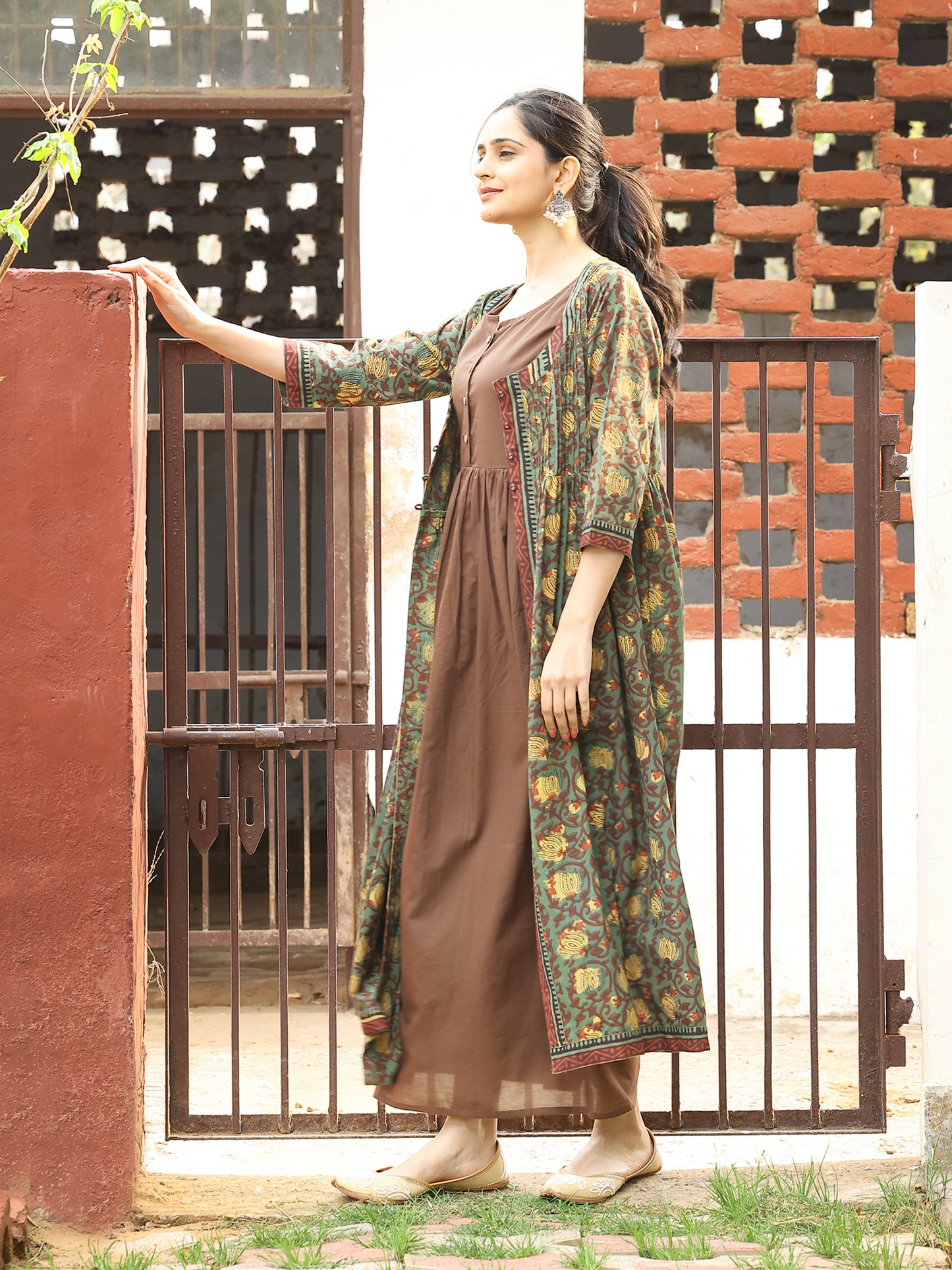 Green Sleeveless Dress with Kalamkari Printed Shrug