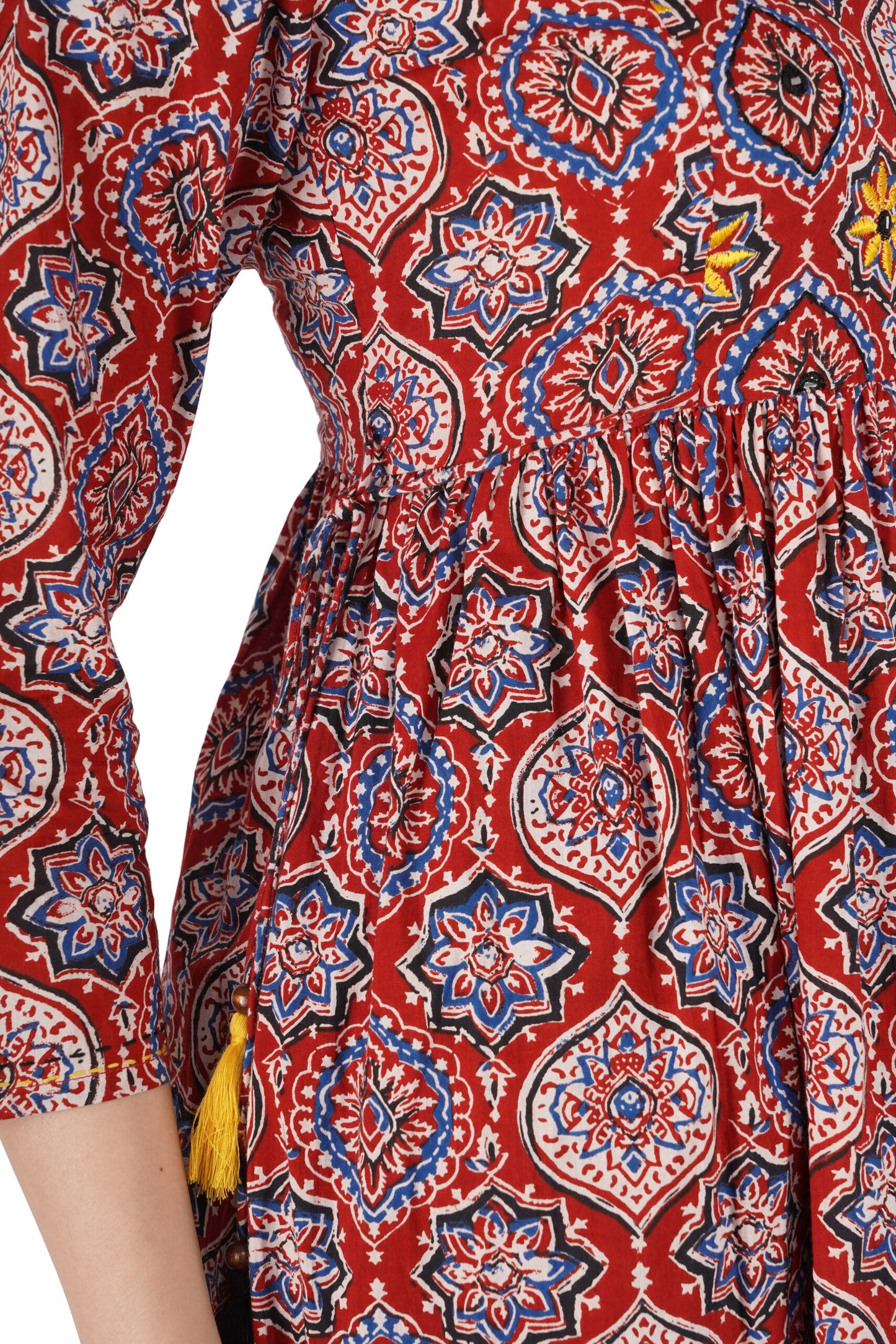 Botti Printed Kurta With Emb At Yoke