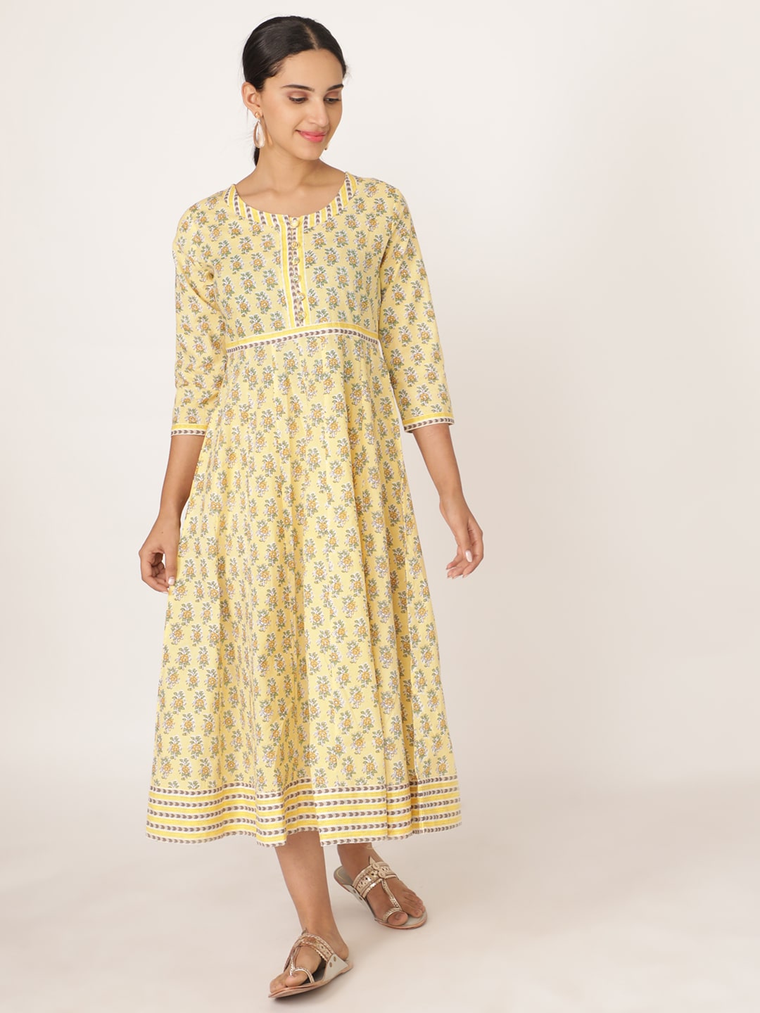 Yellow Cotton Round Neck Handblocked Printed Kurta Set