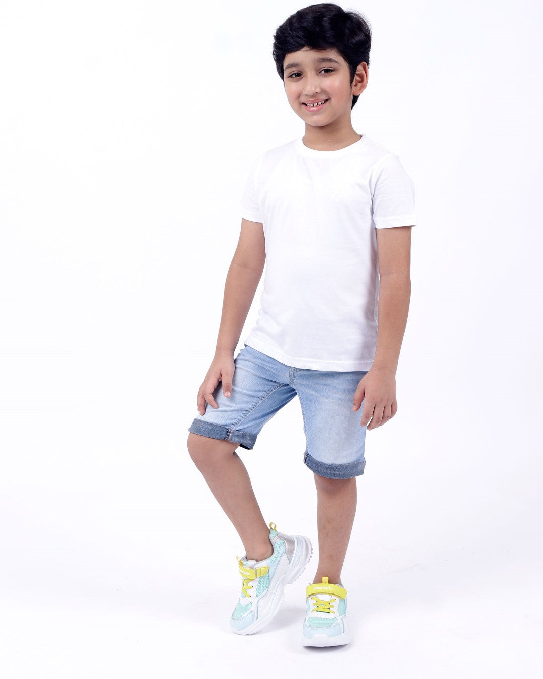 Bio washed kids round neck t-shirt