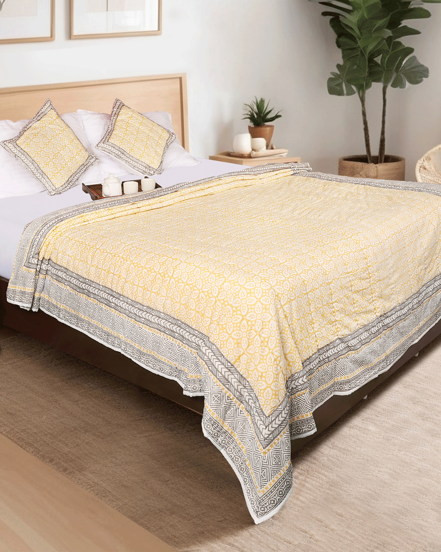 Hand Block Printed Reversible Double Bed Quilt Set